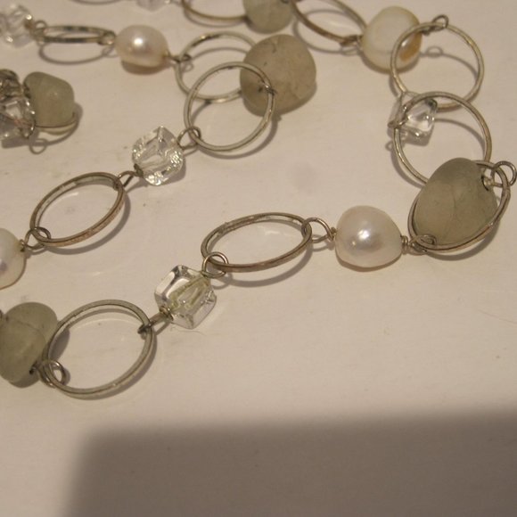 ASKA Long Chain Layered Necklace Silver Toned White Beads Clear Square Pendant - Picture 13 of 13